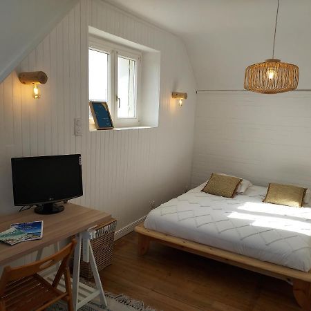 Maison Au Coeur Du Bourg, Plages A Pied Plougasnou Eksteriør billede